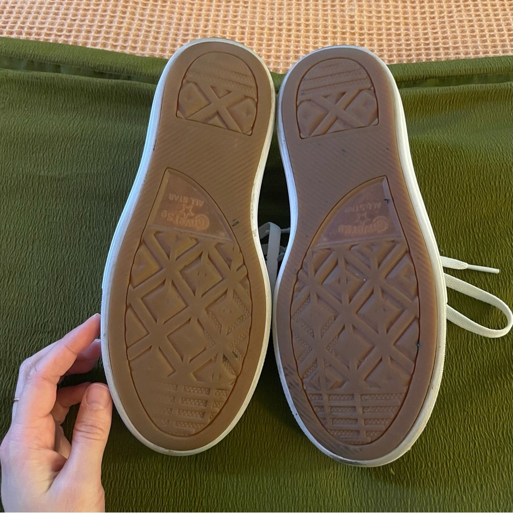 White Converse Move - Picture 5 of 6